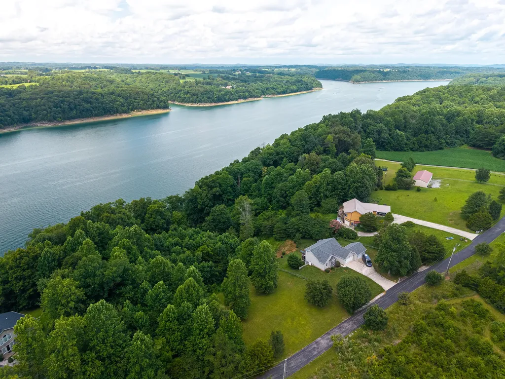 Lot 5 Cumberland Oaks Drive Monticello KY 42633