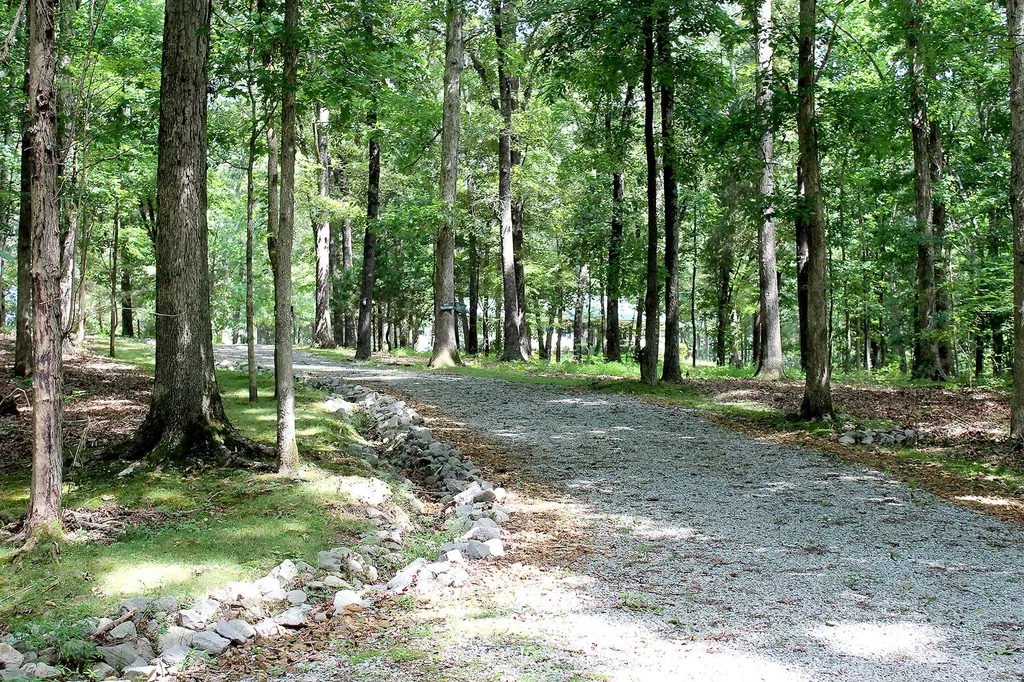 254 Kirk Ridge Road Murray KY 42071