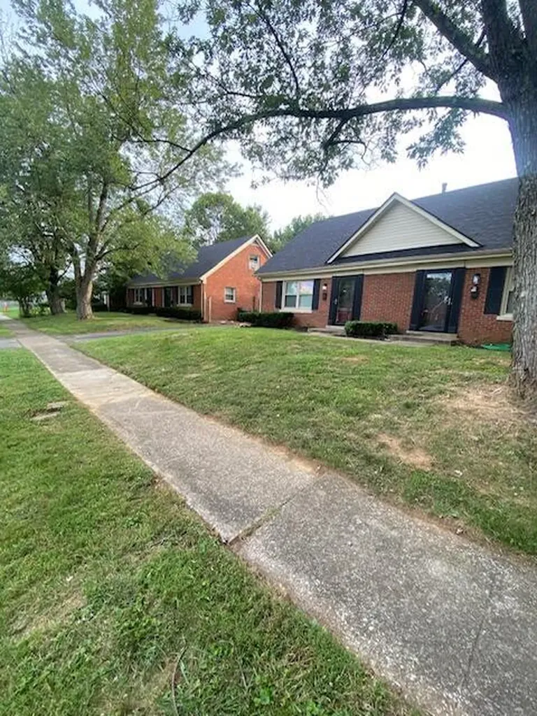 568 Anniston Drive Lexington KY 40505