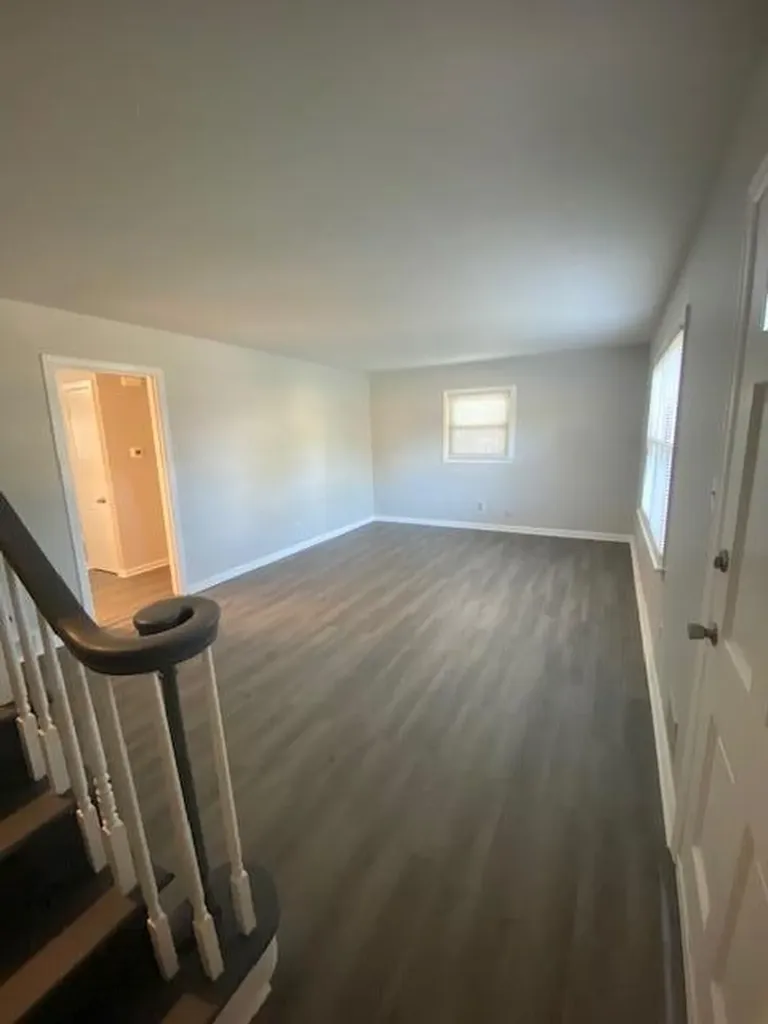 568 Anniston Drive Lexington KY 40505