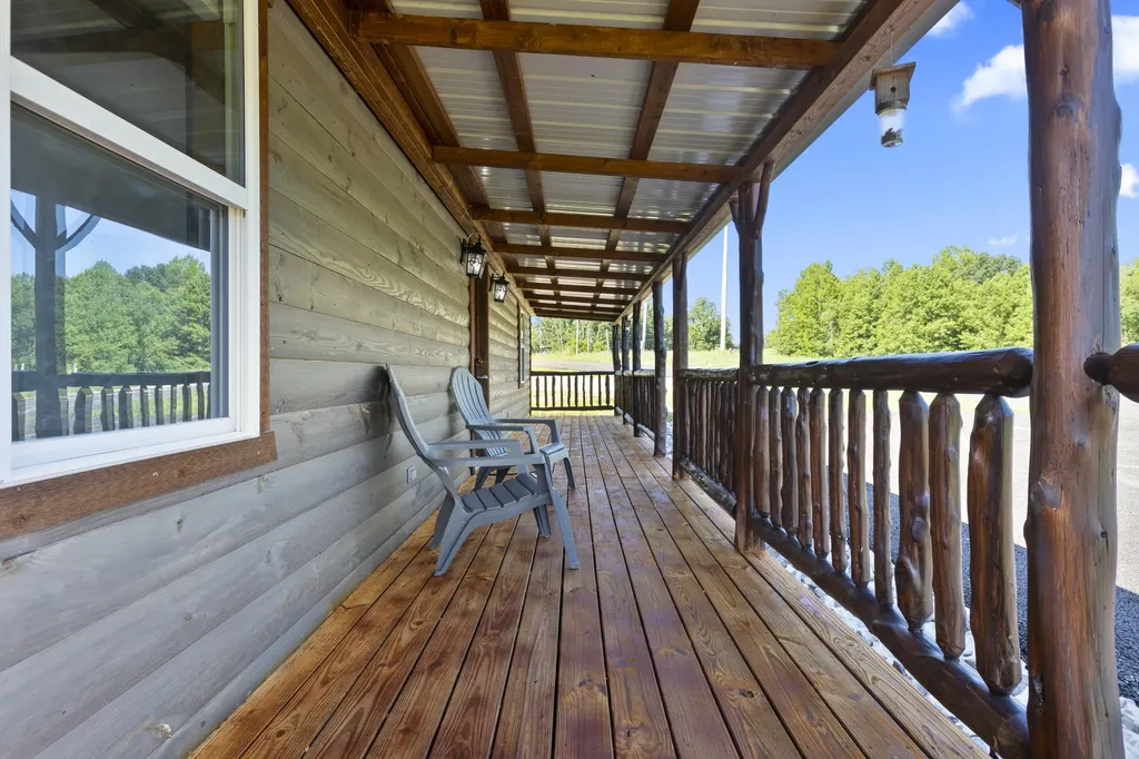 3048 Tarr Ridge Road Frenchburg KY 40322