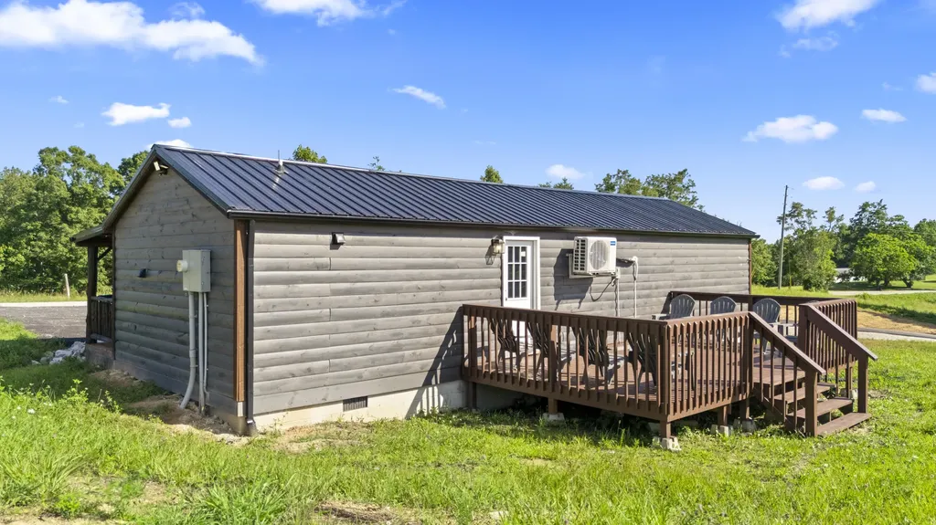 3048 Tarr Ridge Road Frenchburg KY 40322