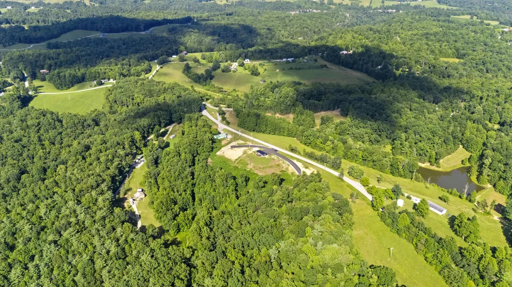 3048 Tarr Ridge Road Frenchburg KY 40322