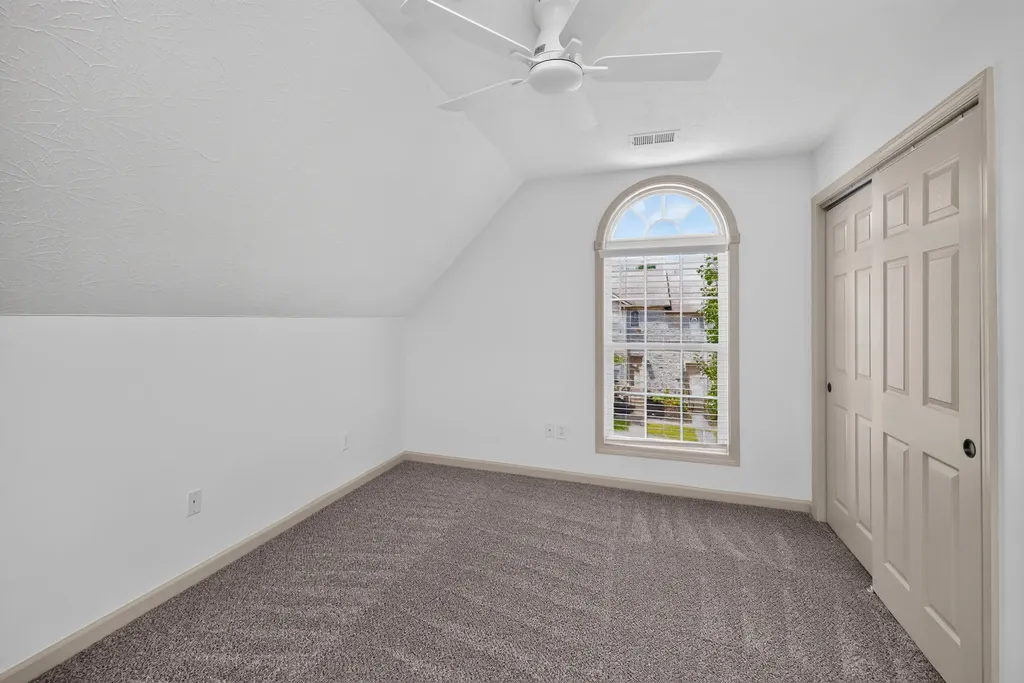 3136 Roundway Down Lane Lexington KY 40509