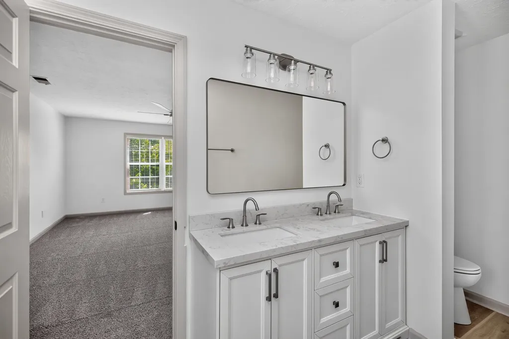 3136 Roundway Down Lane Lexington KY 40509