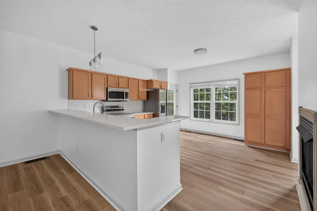 3136 Roundway Down Lane Lexington KY 40509