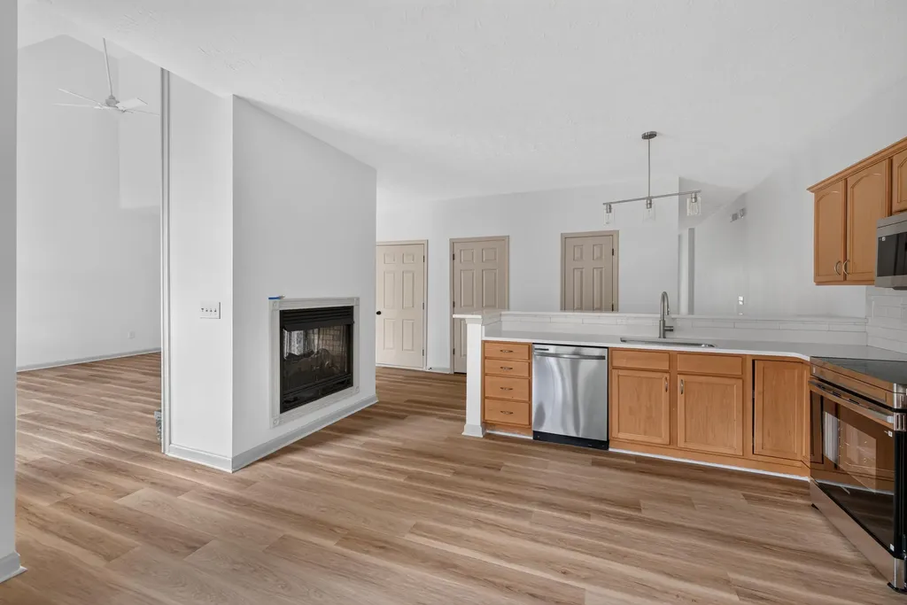 3136 Roundway Down Lane Lexington KY 40509