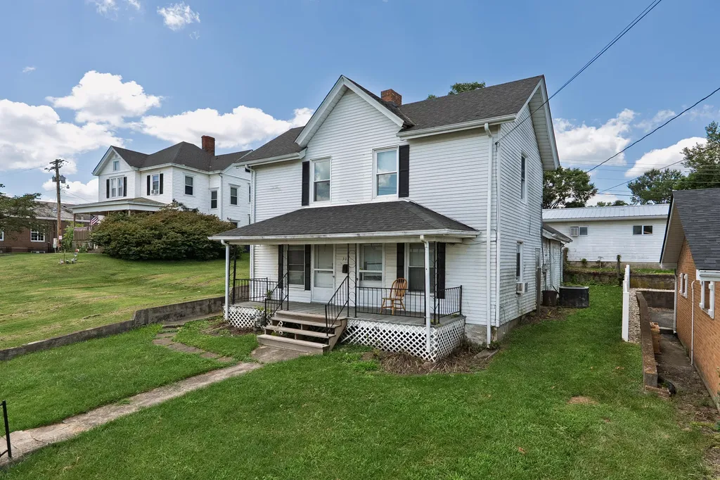303 N Main Street Williamstown KY 41097