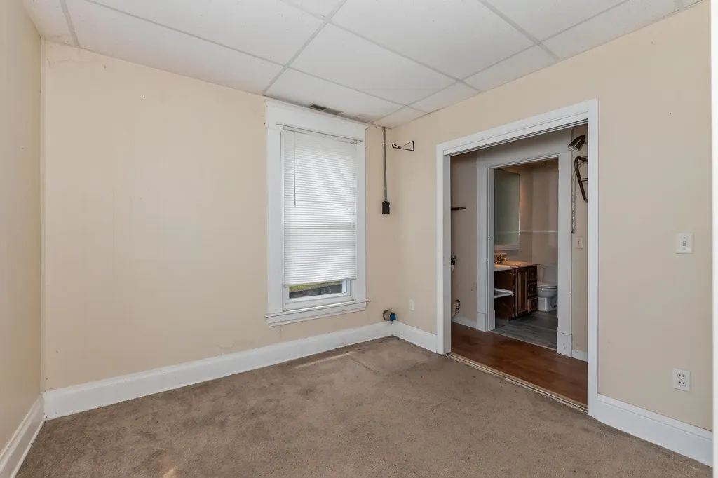 303 N Main Street Williamstown KY 41097