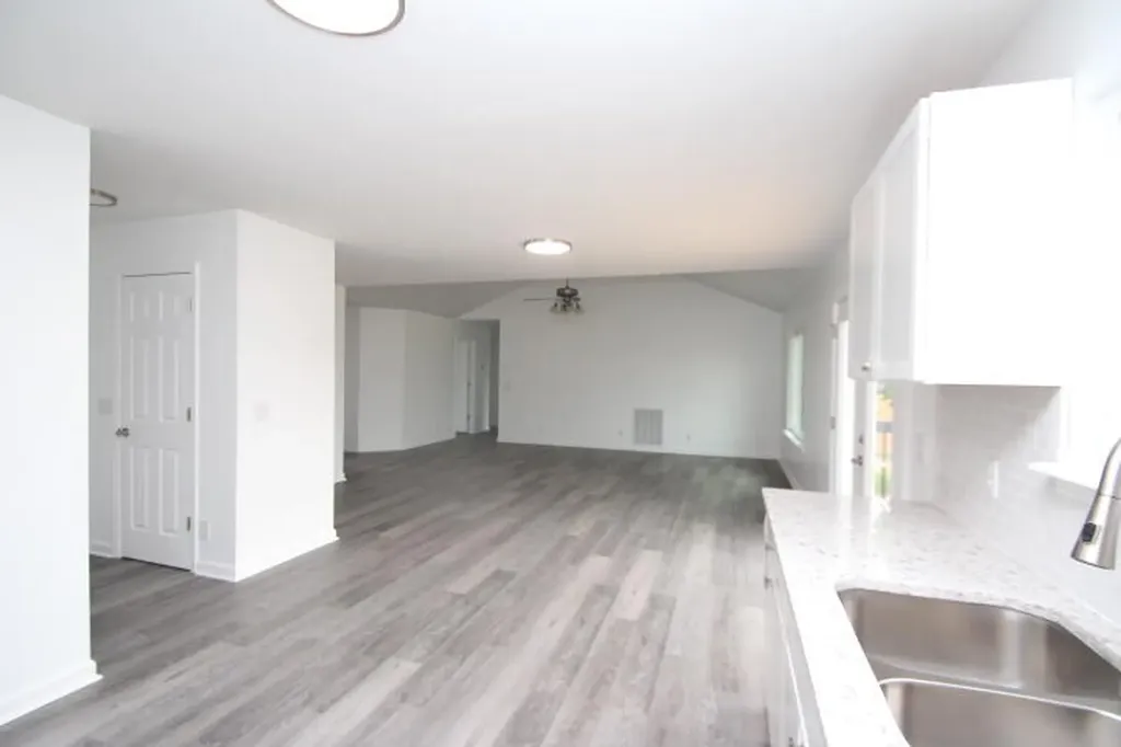 3104 Fawn Leap Drive Lawrenceburg KY 40342
