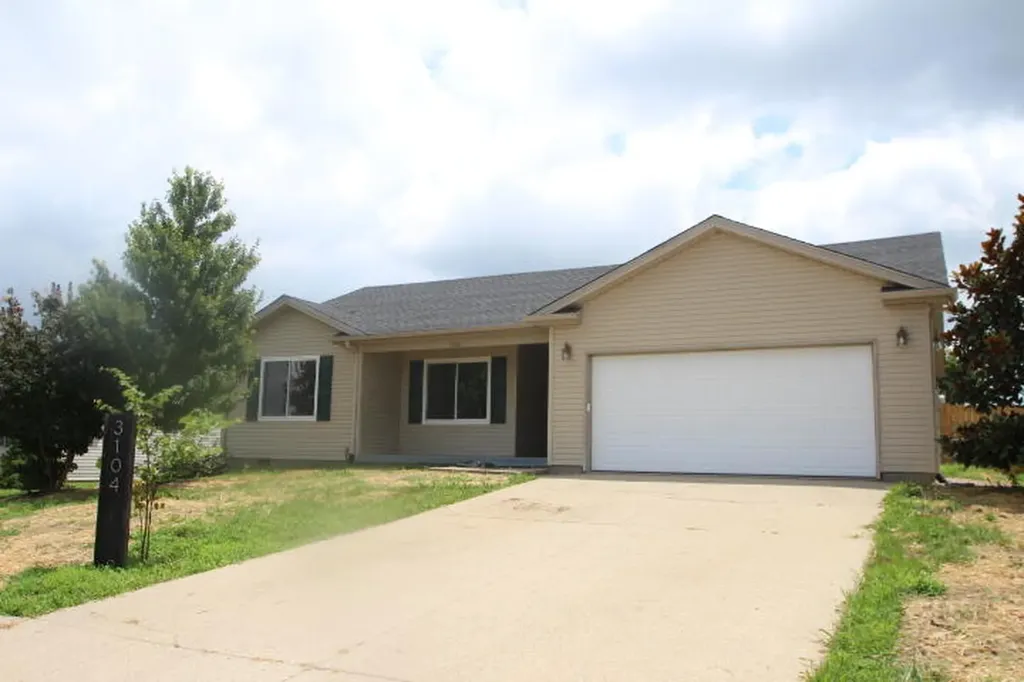 3104 Fawn Leap Drive Lawrenceburg KY 40342