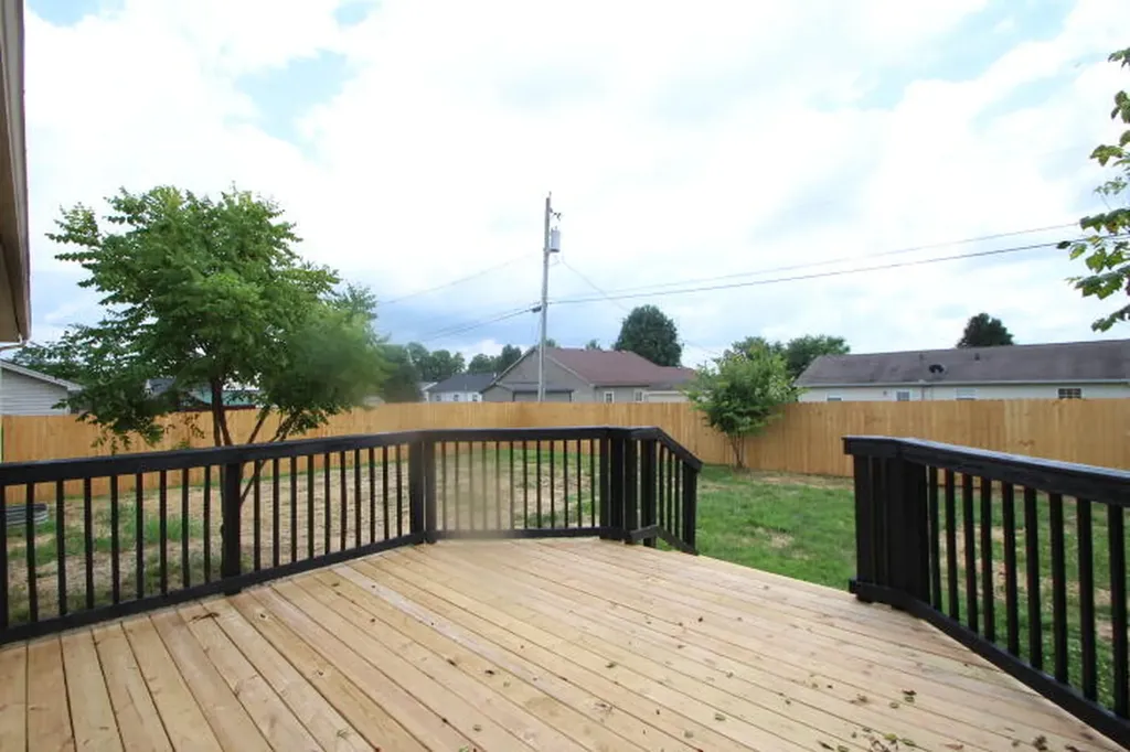 3104 Fawn Leap Drive Lawrenceburg KY 40342