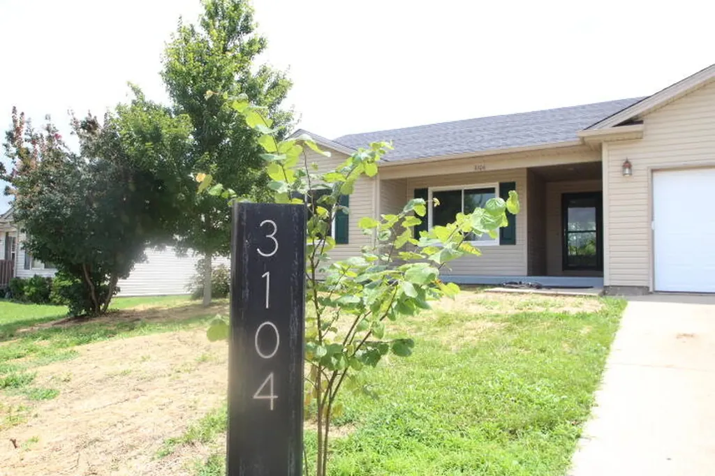 3104 Fawn Leap Drive Lawrenceburg KY 40342