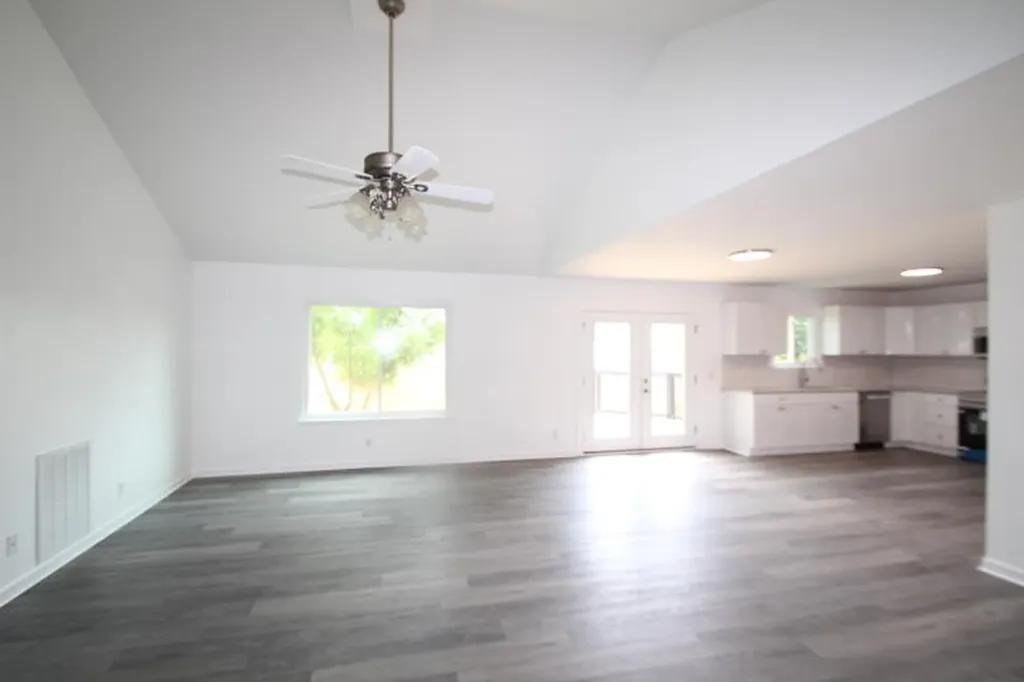 3104 Fawn Leap Drive Lawrenceburg KY 40342