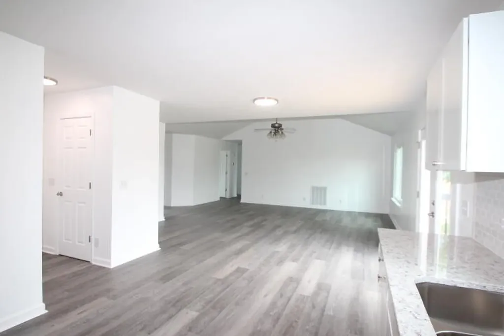 3104 Fawn Leap Drive Lawrenceburg KY 40342