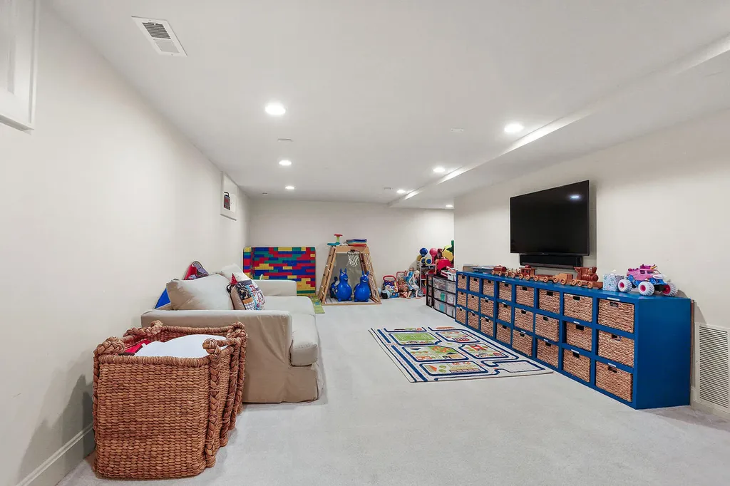 1231 Eldemere Road Lexington KY 40502
