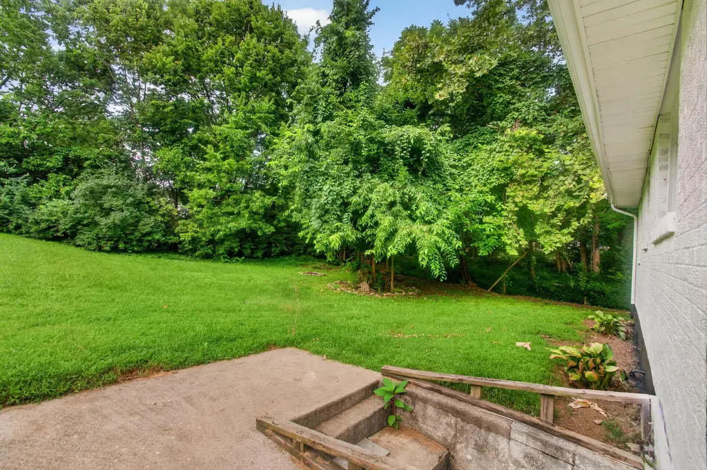 125 Circle Drive Danville KY 40422