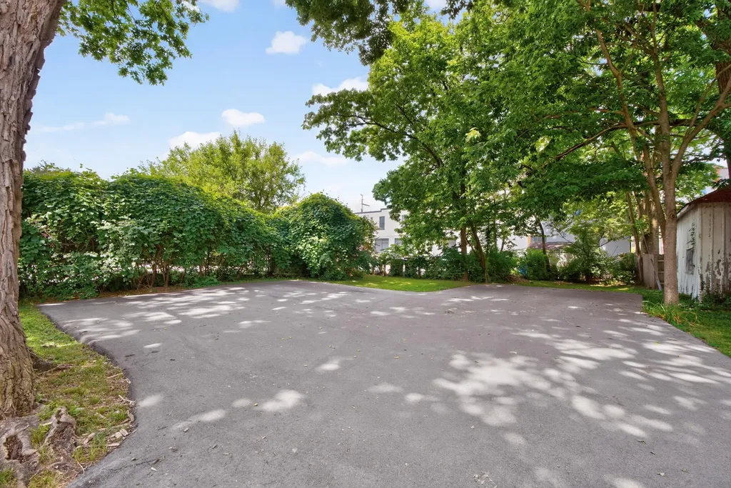 185 Kentucky Avenue Lexington KY 40502