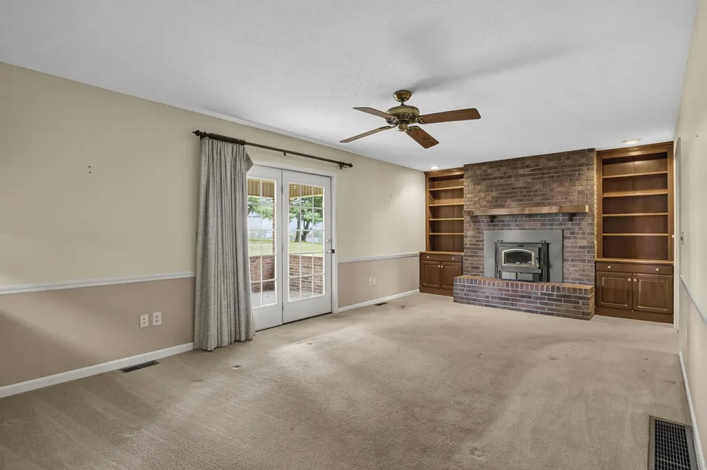 4185 Van Thompson Road Mt Sterling KY 40353