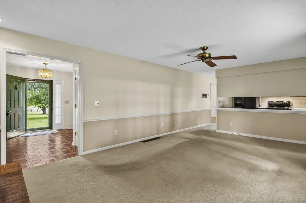 4185 Van Thompson Road Mt Sterling KY 40353