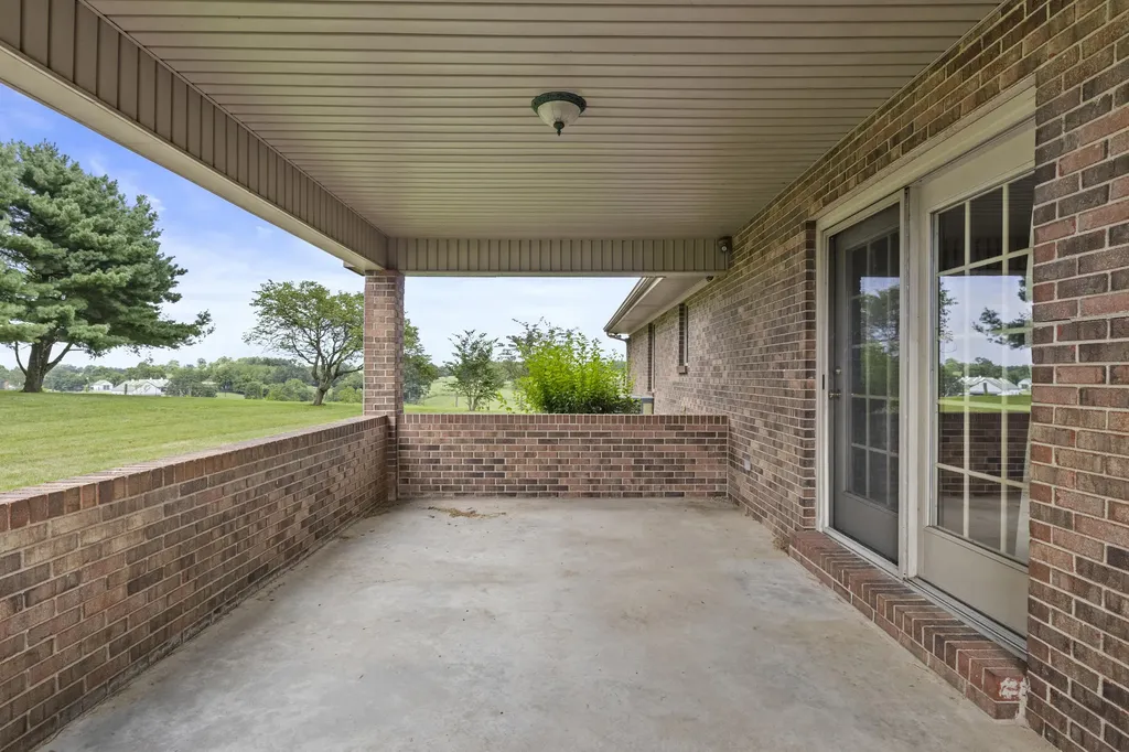 4185 Van Thompson Road Mt Sterling KY 40353