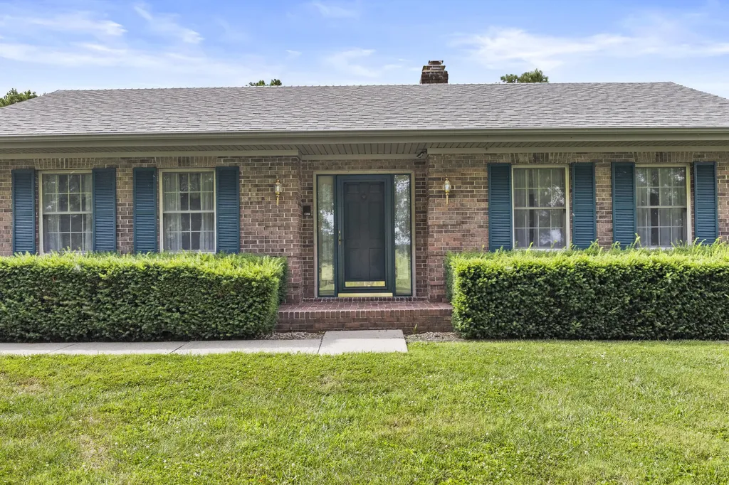 4185 Van Thompson Road Mt Sterling KY 40353