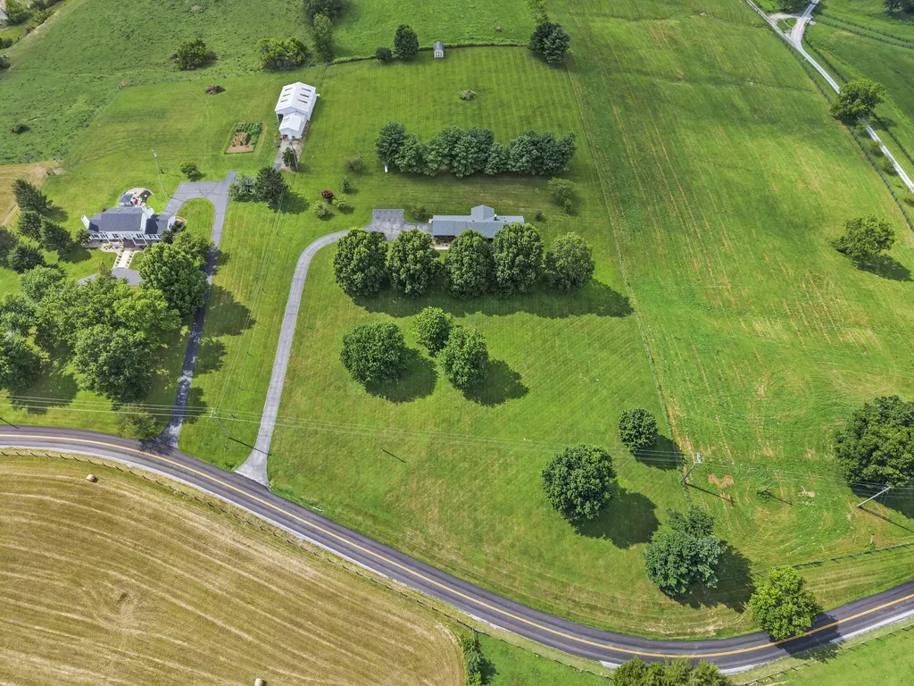 4185 Van Thompson Road Mt Sterling KY 40353