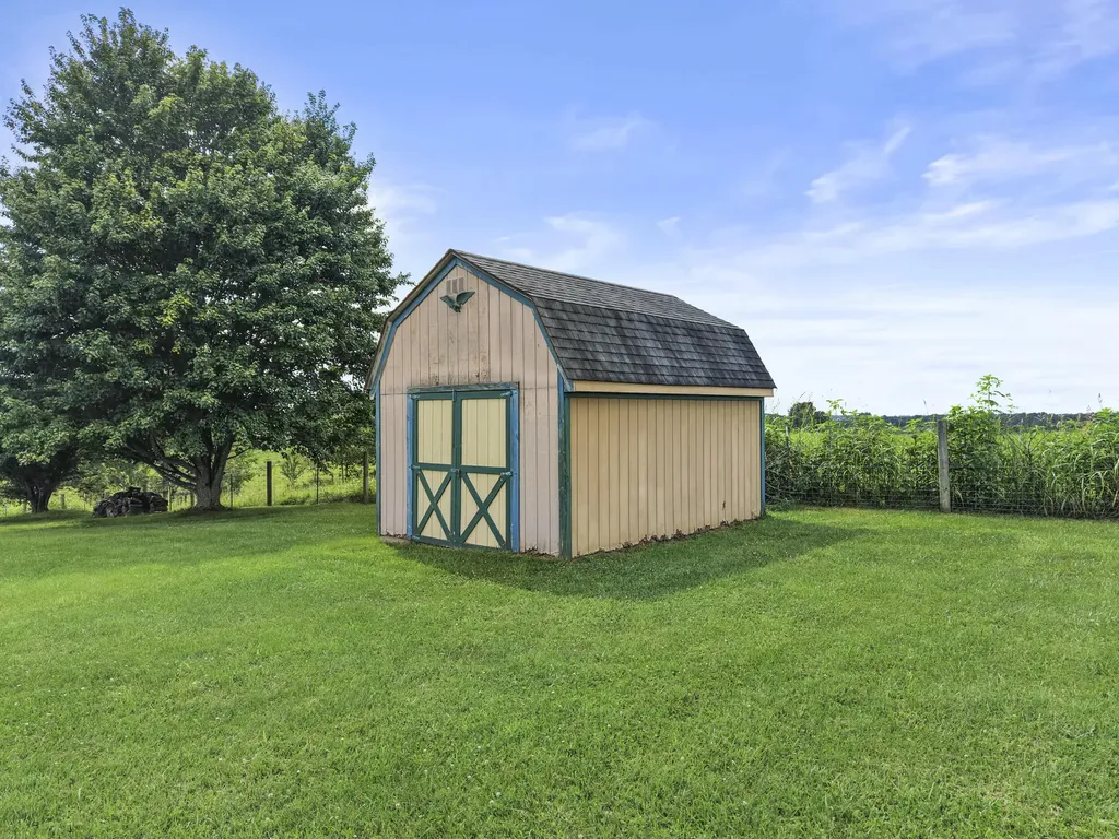 4185 Van Thompson Road Mt Sterling KY 40353
