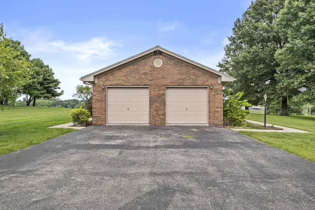 4185 Van Thompson Road Mt Sterling KY 40353