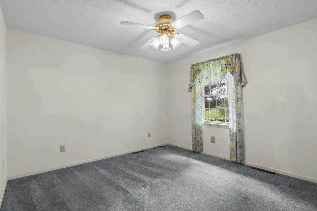 4185 Van Thompson Road Mt Sterling KY 40353