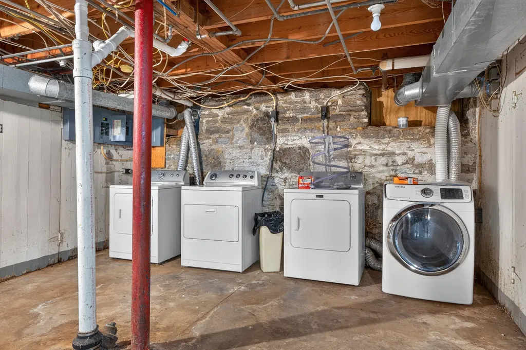 1515 Fontaine Road Lexington KY 40502