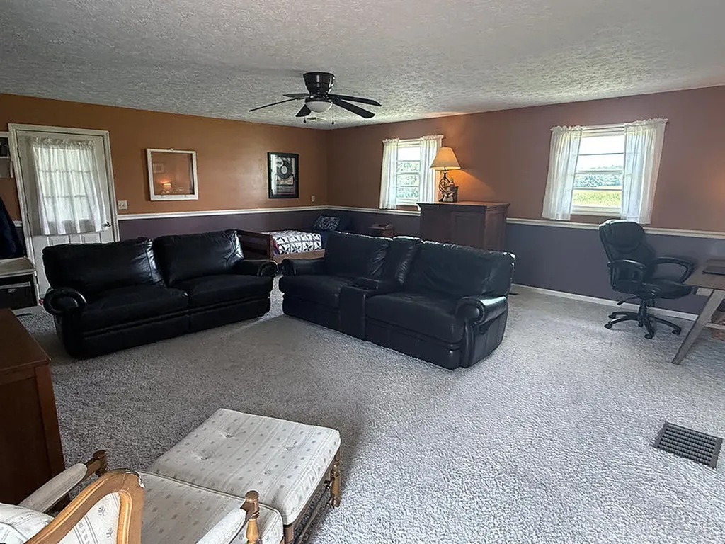 586 Harristown Road Russell Springs KY 42642