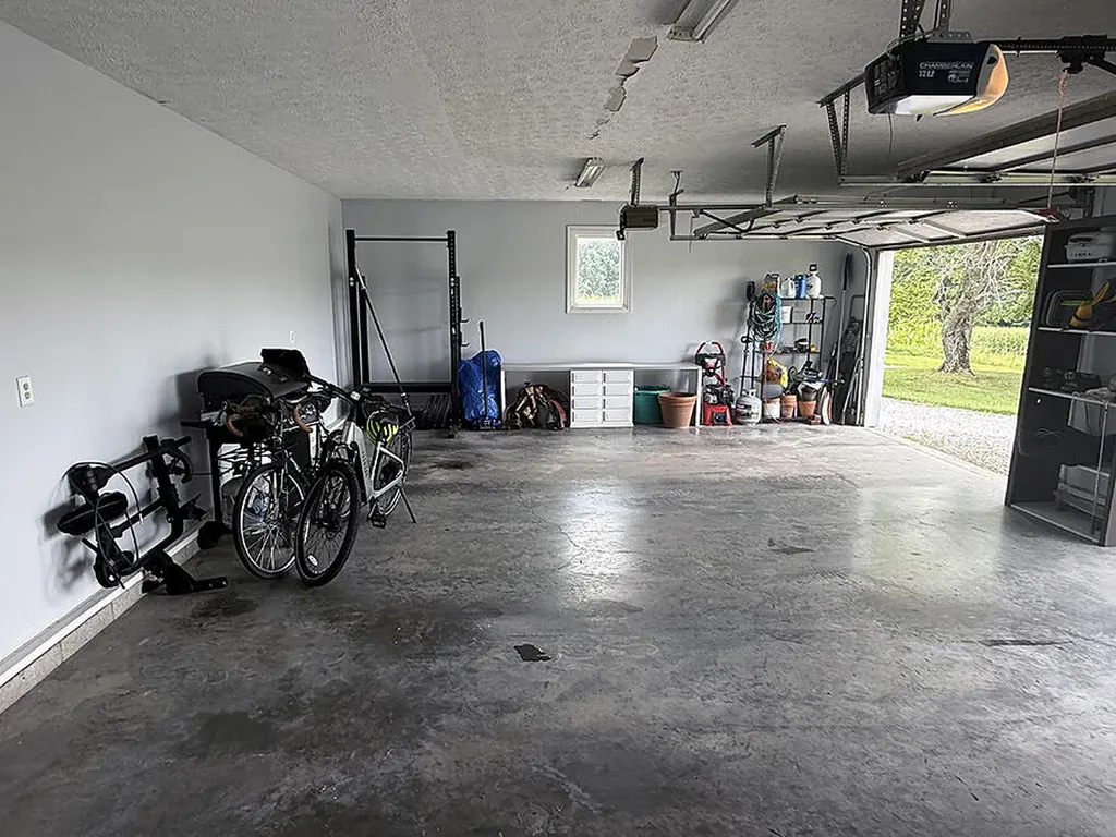 586 Harristown Road Russell Springs KY 42642