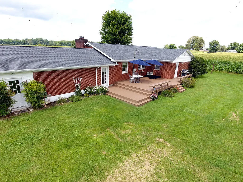 586 Harristown Road Russell Springs KY 42642