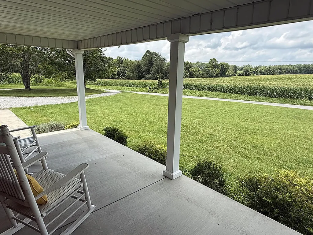 586 Harristown Road Russell Springs KY 42642