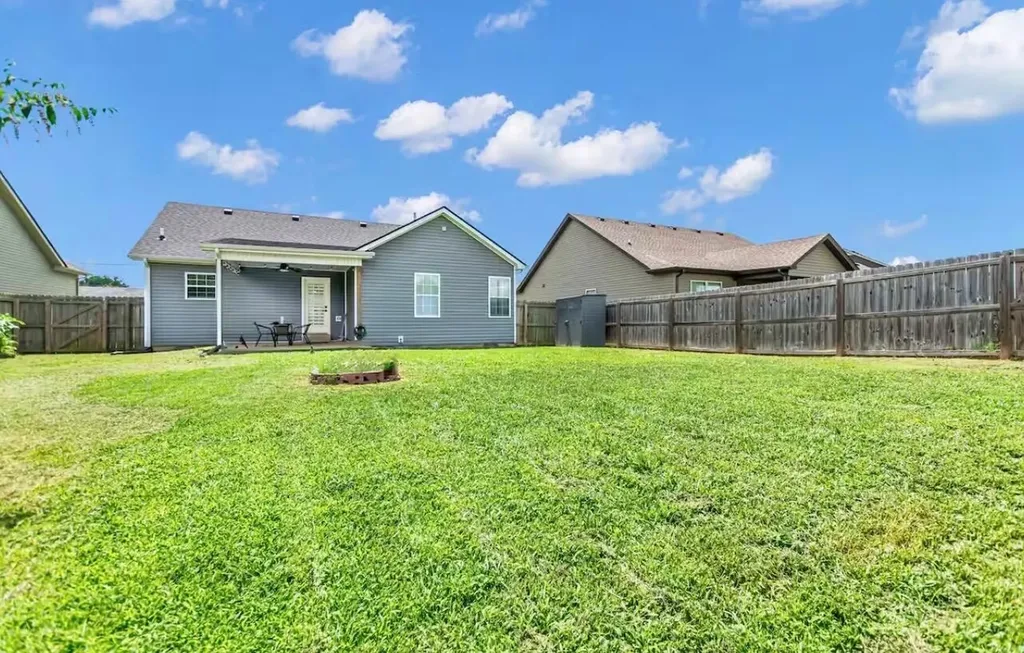 124 Ambridge Street Oak Grove KY 42262