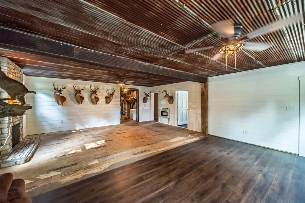 117 Broadway Street Marion KY 42064