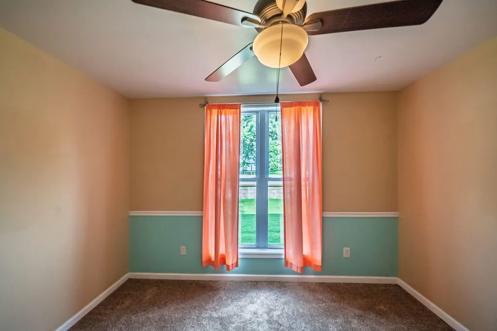 117 Broadway Street Marion KY 42064