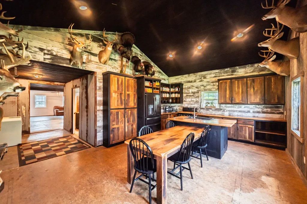 117 Broadway Street Marion KY 42064
