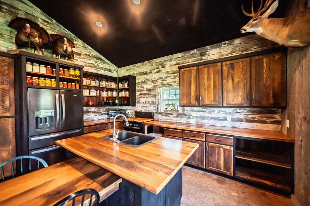 117 Broadway Street Marion KY 42064