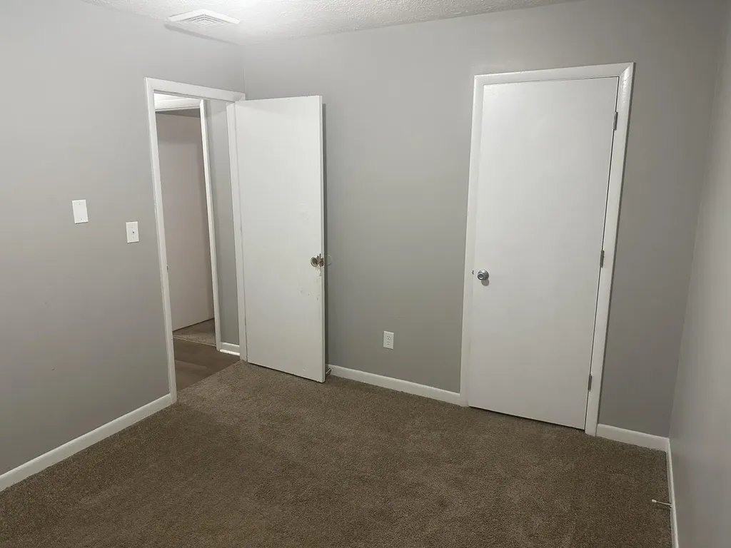 1079 Trent Boulevard Lexington KY 40517
