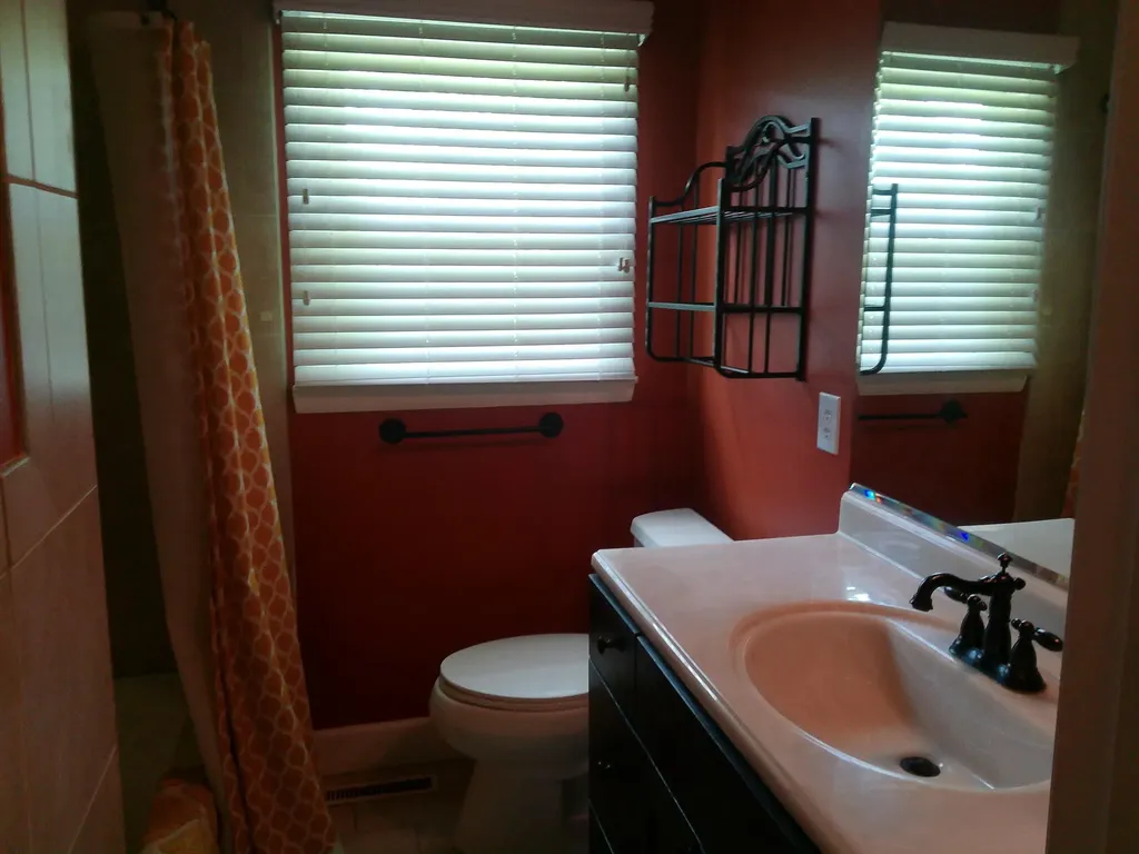221 Maple Avenue Calvert City KY 42029