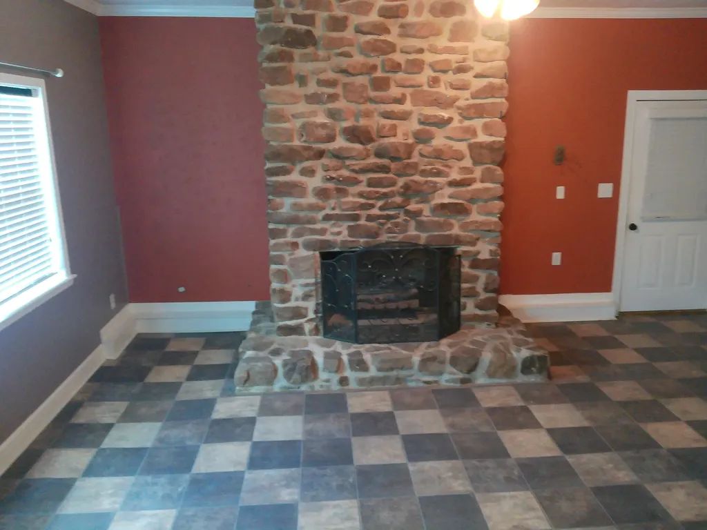 221 Maple Avenue Calvert City KY 42029