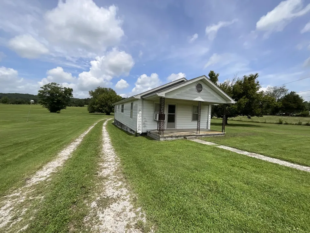 709 Old Highway 90 Monticello KY 42633