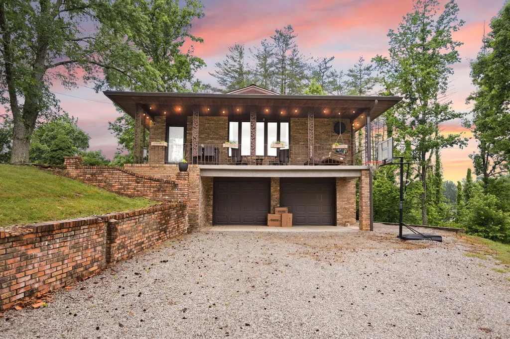 2247 Ky-2393 Monticello KY 42633