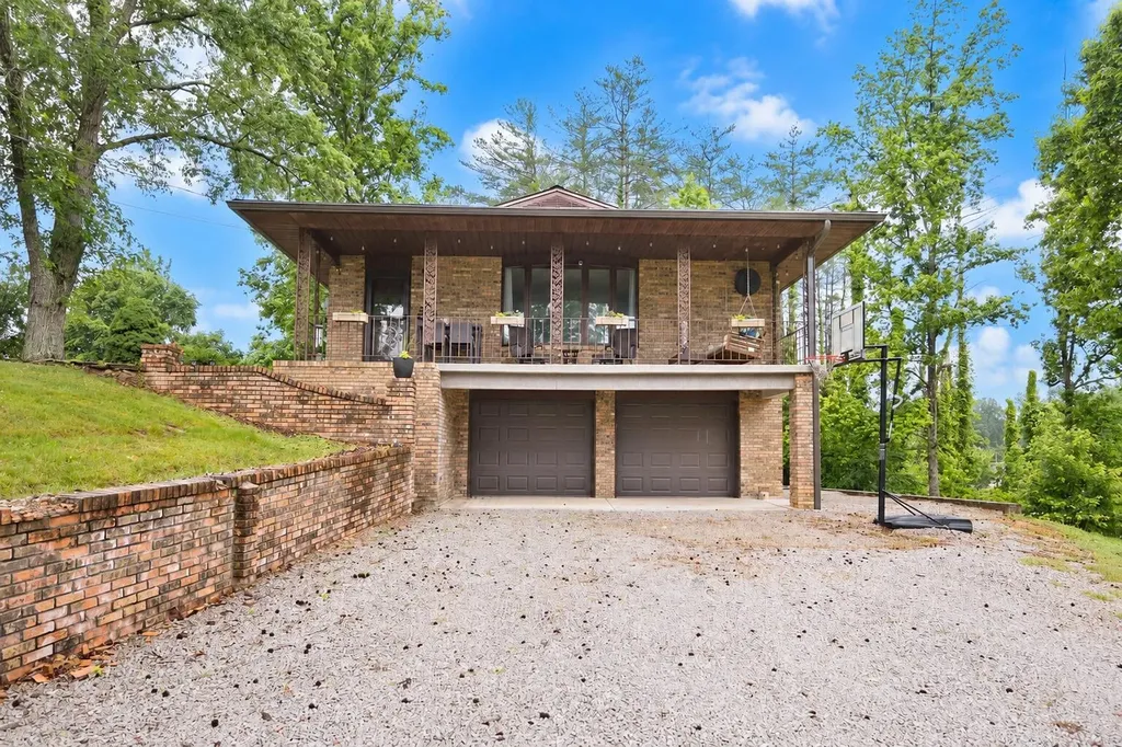 2247 Ky-2393 Monticello KY 42633