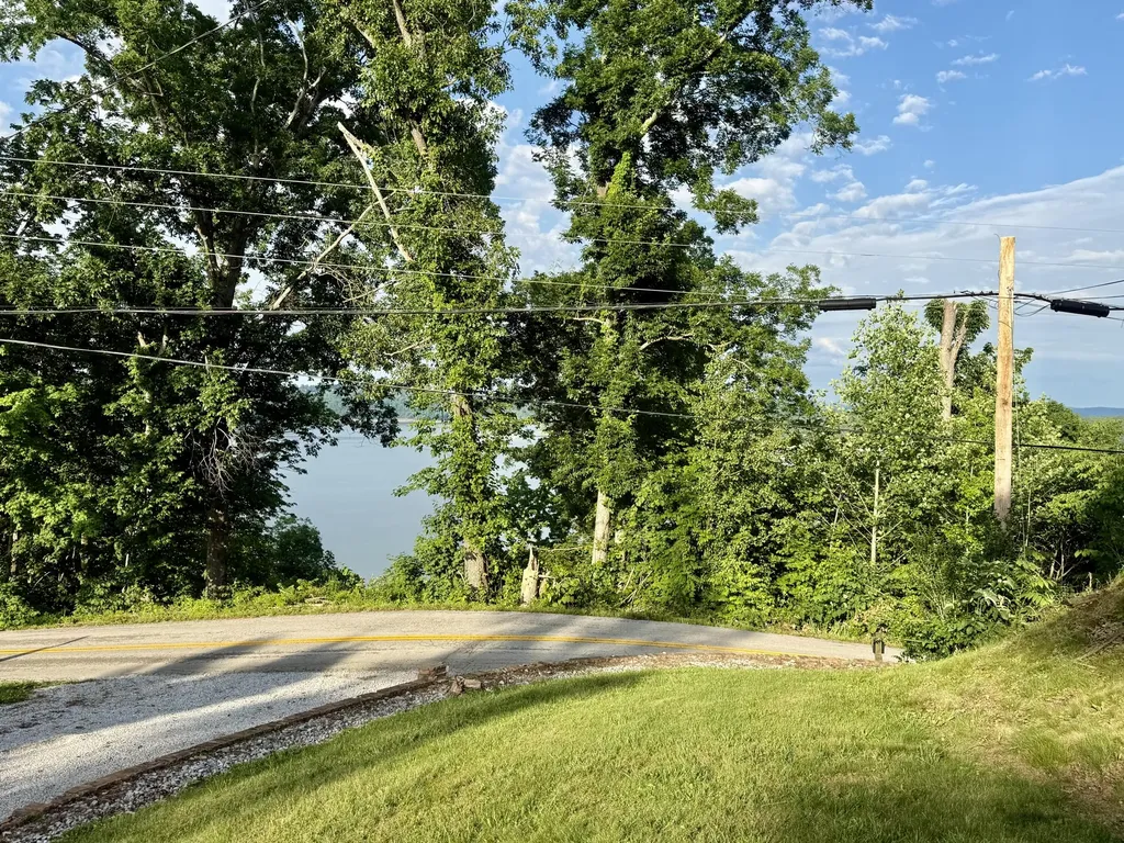2247 Ky-2393 Monticello KY 42633