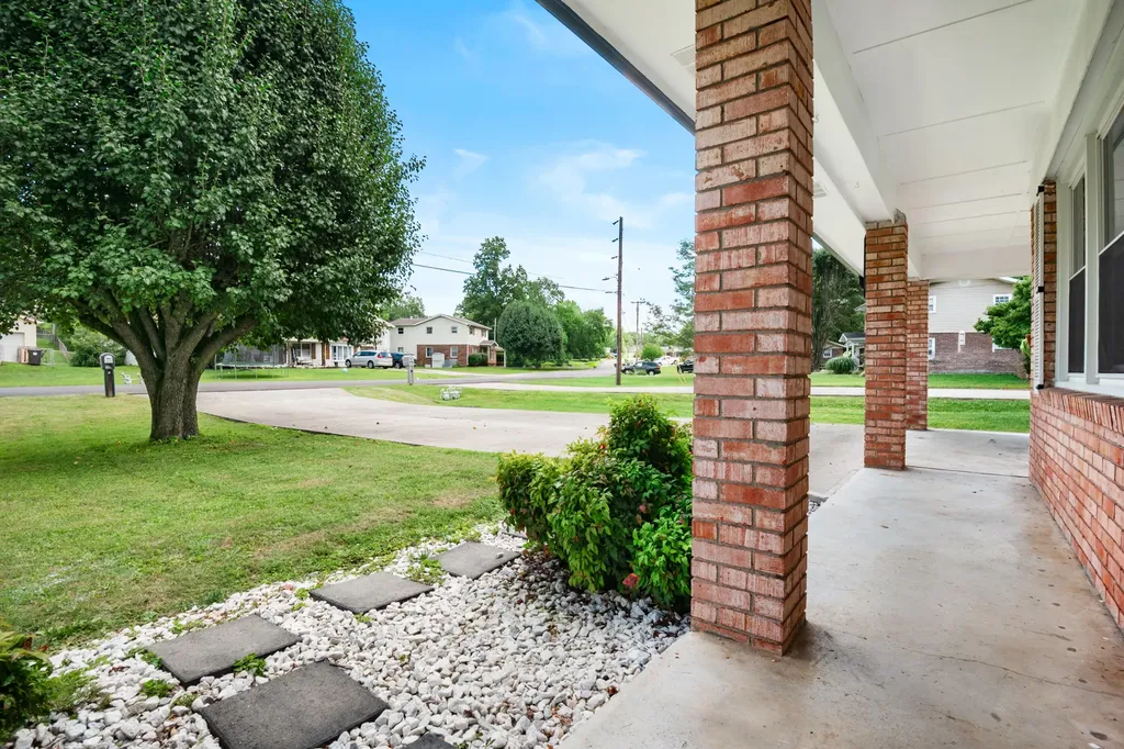 660 Oaklawn Circle Corbin KY 40701