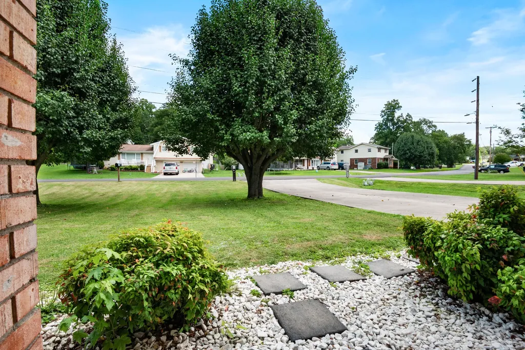 660 Oaklawn Circle Corbin KY 40701
