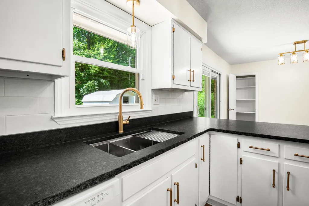 660 Oaklawn Circle Corbin KY 40701